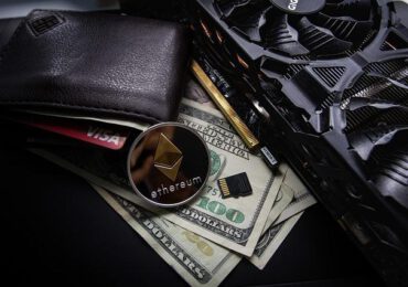Hardware Wallets: Die digitalen Währungen wie Bitcoin, Ethereum, Cardano und Co. sicher verwahren